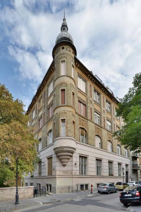 Buda Batthiany Square, 6 Budapest Exterior foto